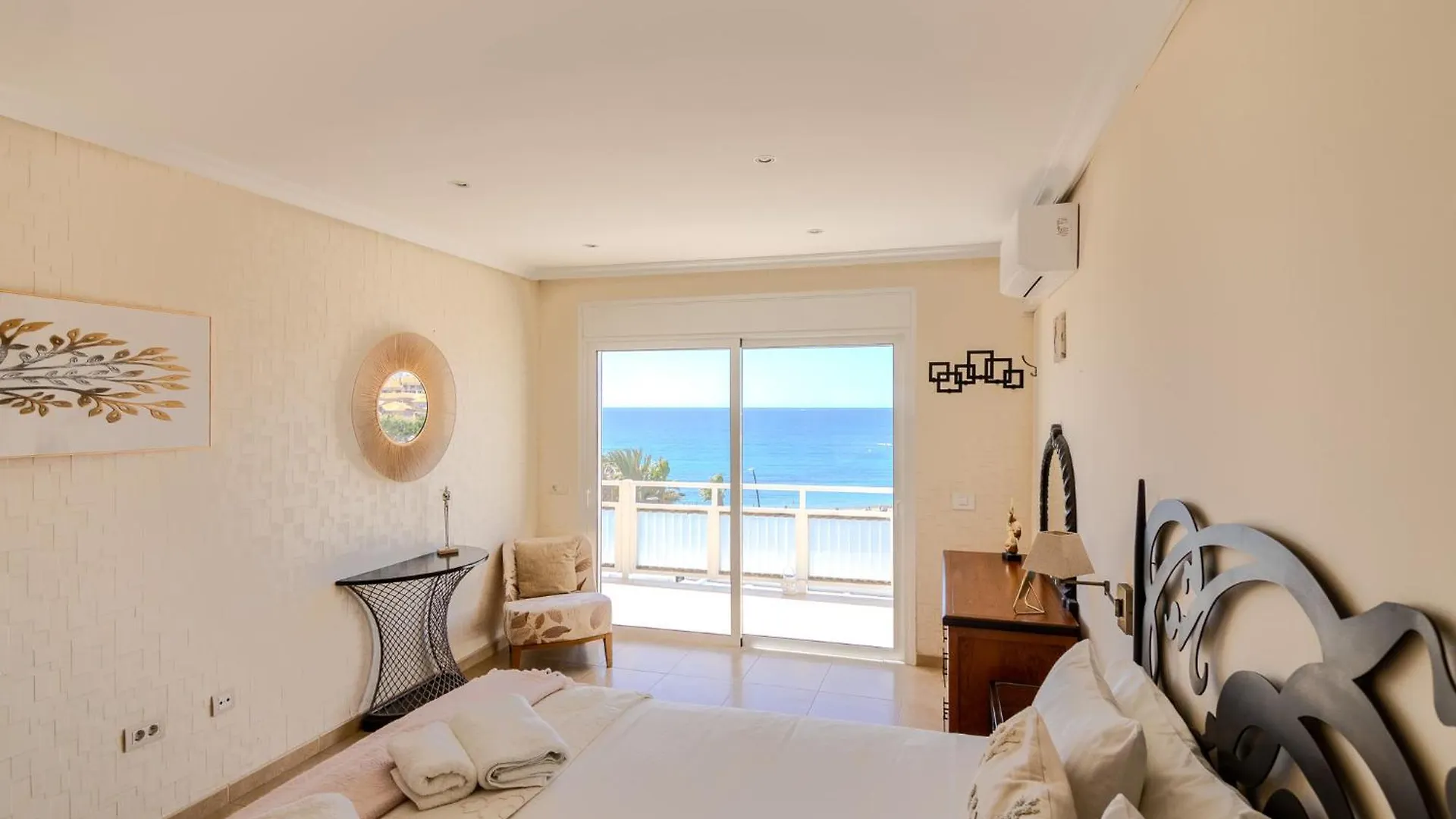 Apartament Penthouse Of Ocean Views Los Cristianos  Hiszpania